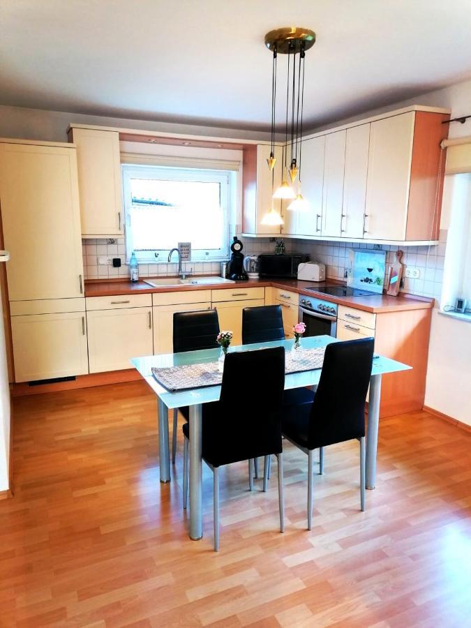 Ferienwohnung Mit Terrasse Fuer Bis Zu 4 Personen Balve Bagian luar foto